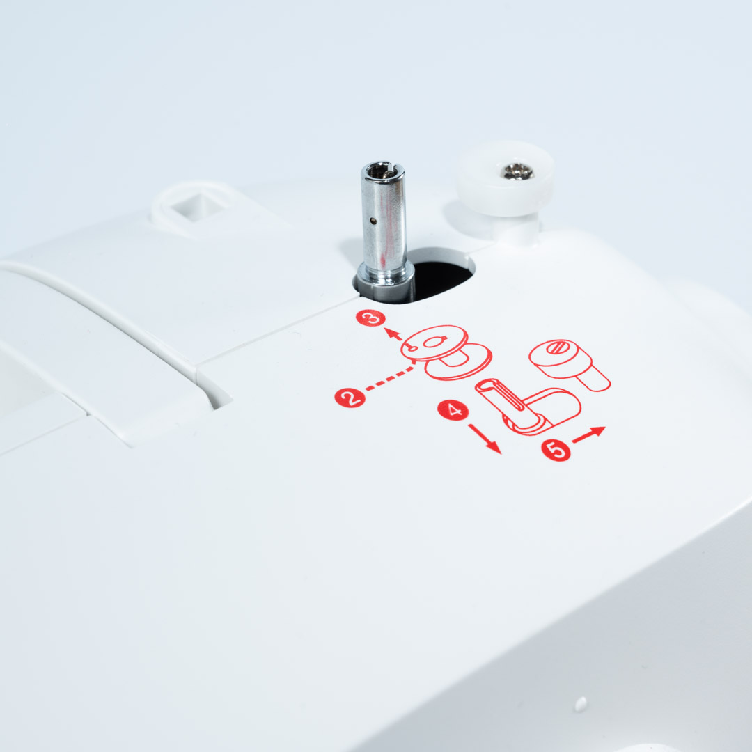 Singer Madam2-3 Singer Madam 2