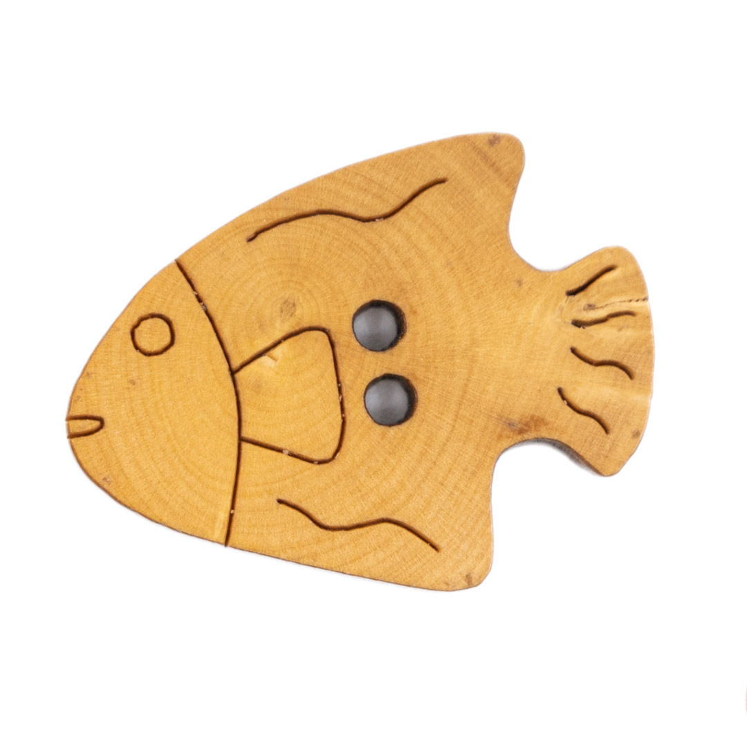 _DSX2882-Modifier-2 Un joli petit poisson pour un agréable bouton bois pyrogravé.