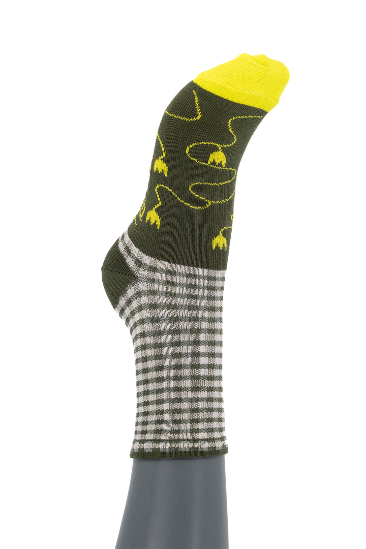 Berthe aux grands pieds_ Fleur Jaune Mid